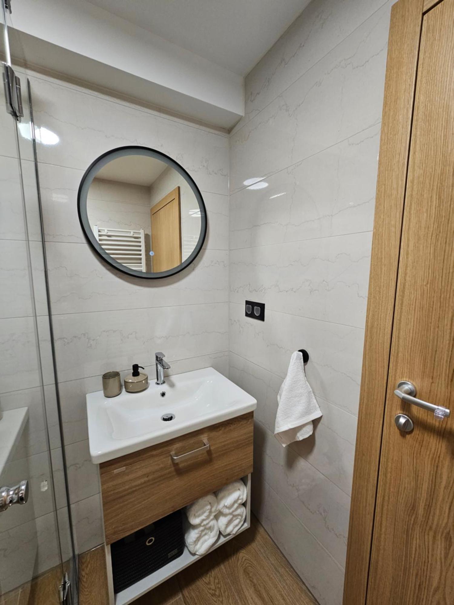 Apartman Marin ليفنو المظهر الخارجي الصورة